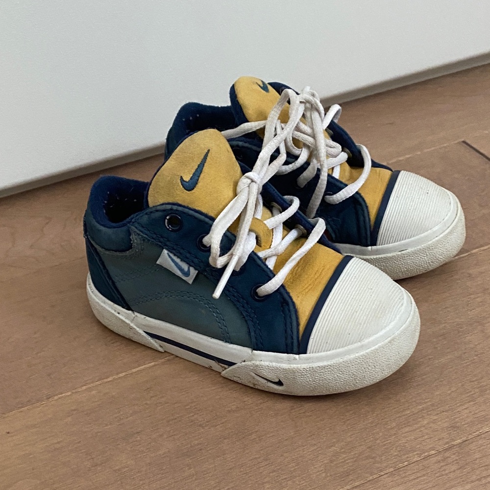 Vintage Hermosa Nike Toddler Shoe